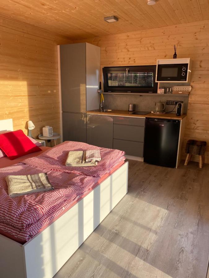 Chatka - B - Vyhlidka Nad Rekou Zdiby Exterior foto